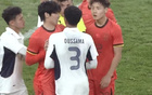 U23国足激烈冲突！主裁压哨连出2红，4人互相推搡，玄智健染红
